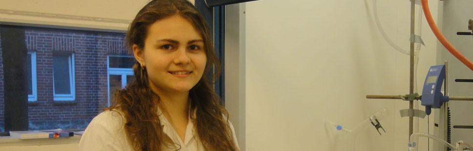 Hofmann Scholarship awarded to Jacobs chemistry student Anastasia Resetnic
